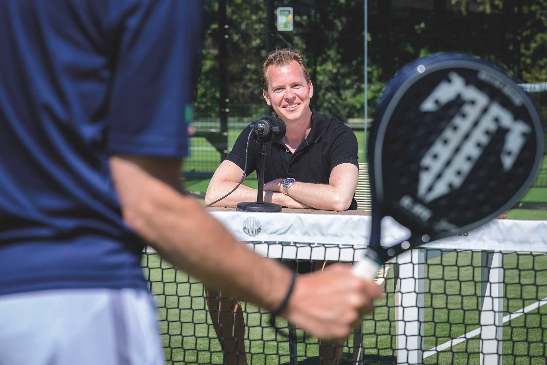 Abe Kuijl, de stem bij de uitzendingen van Premier Padel 